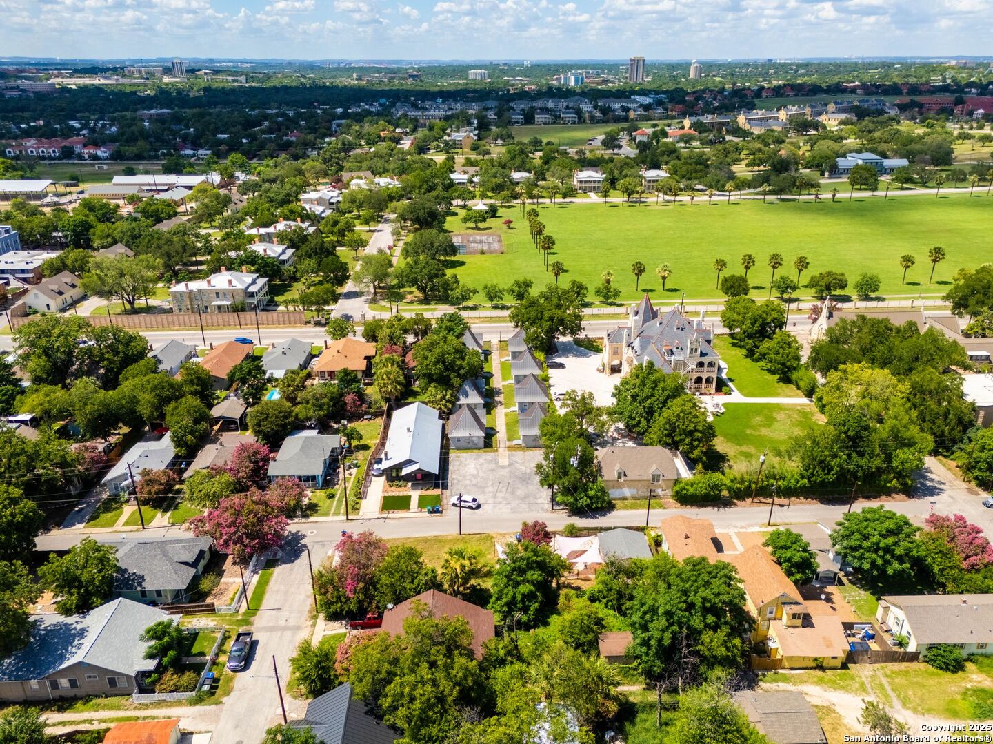 main property photo 23