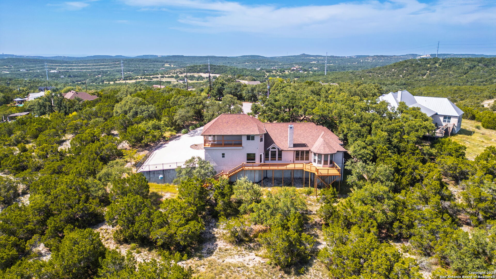 main property photo 7