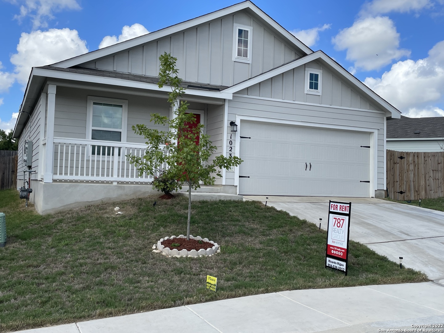 property viewer photo 1