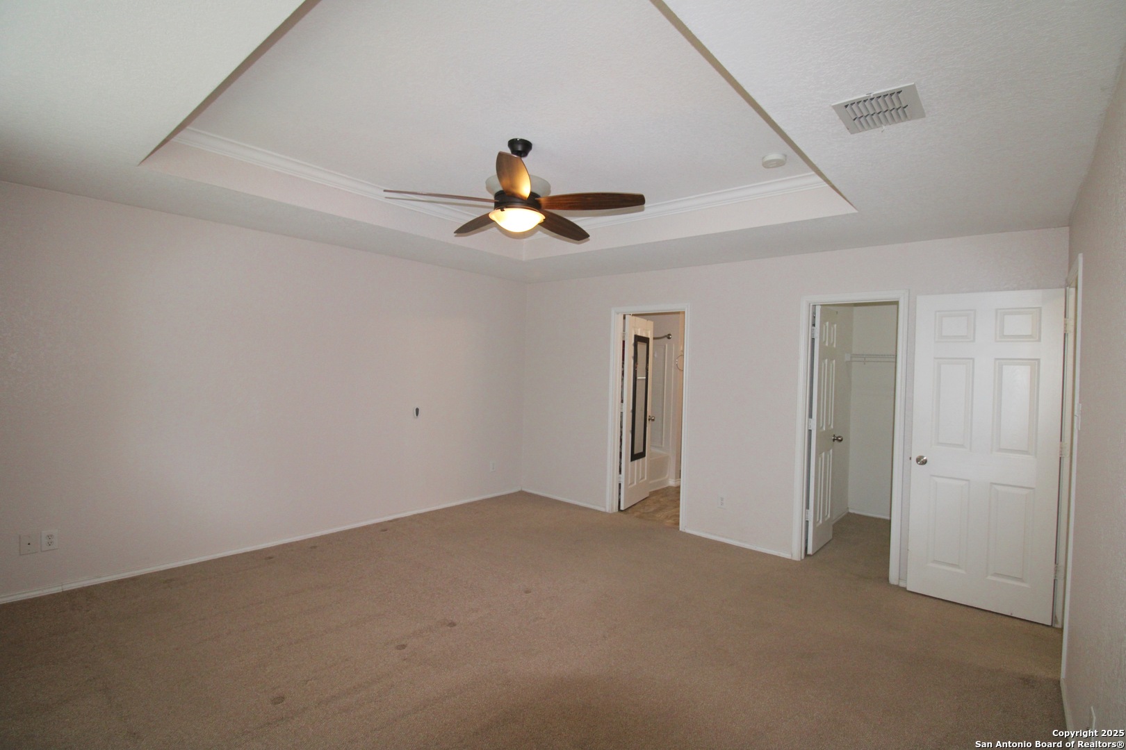 property viewer photo 10