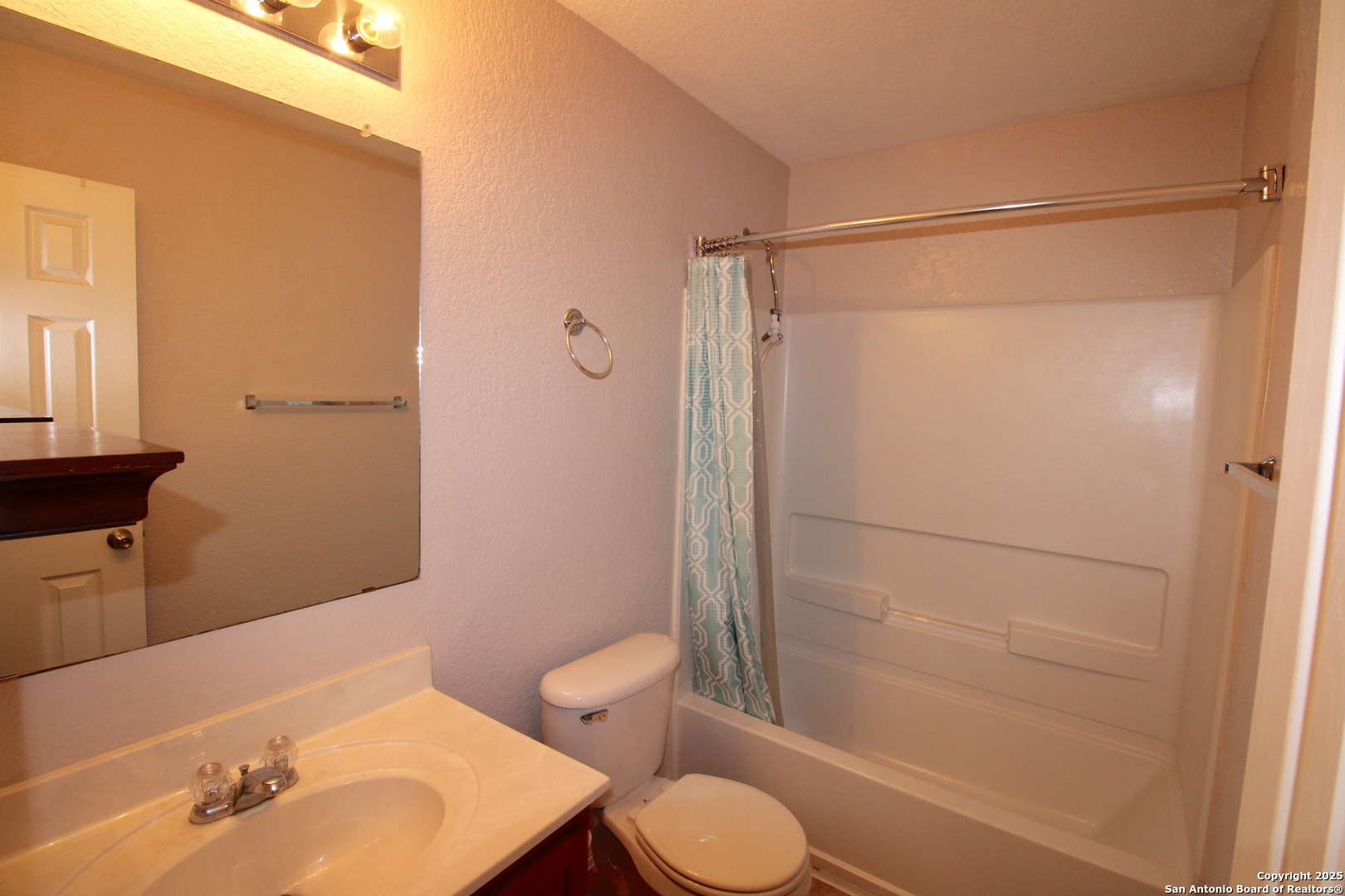 property viewer photo 17