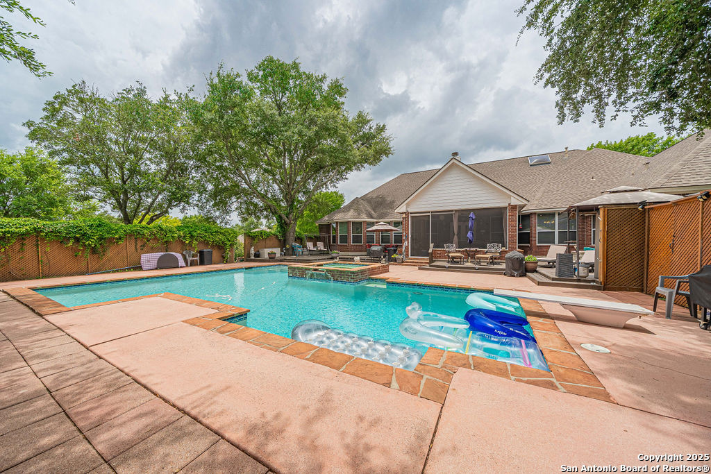 property viewer photo 17