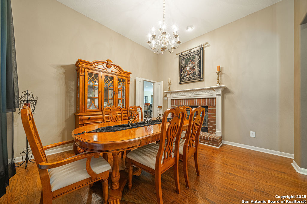 property viewer photo 2