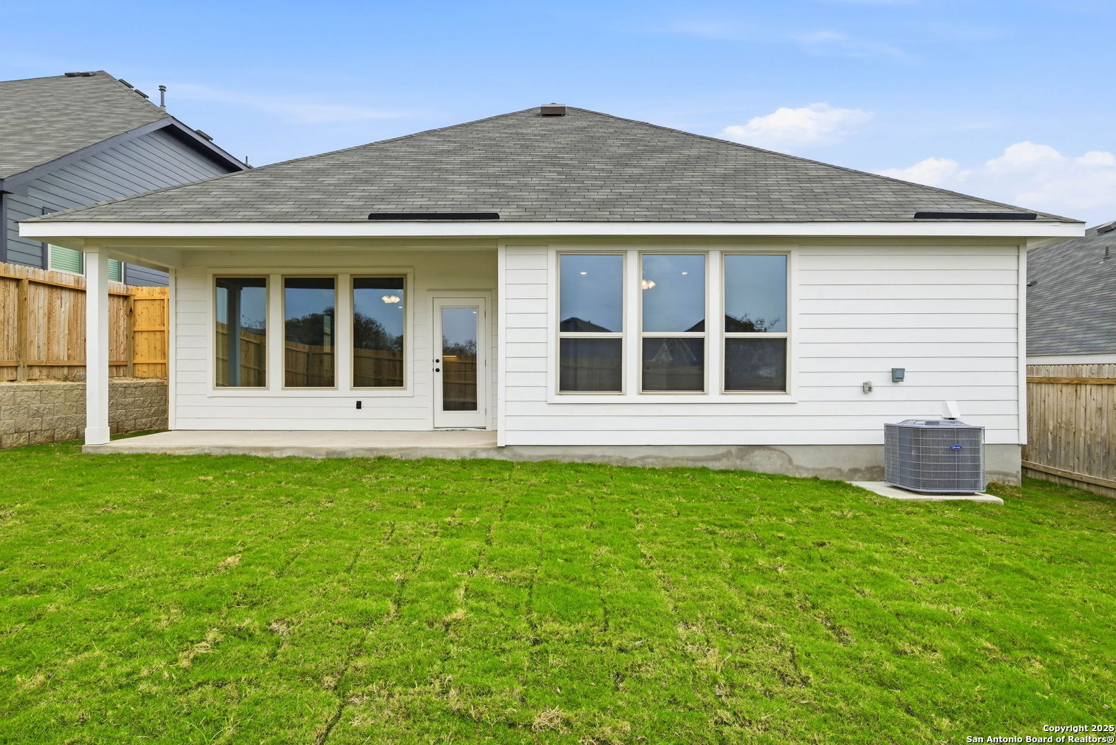 property viewer photo 10