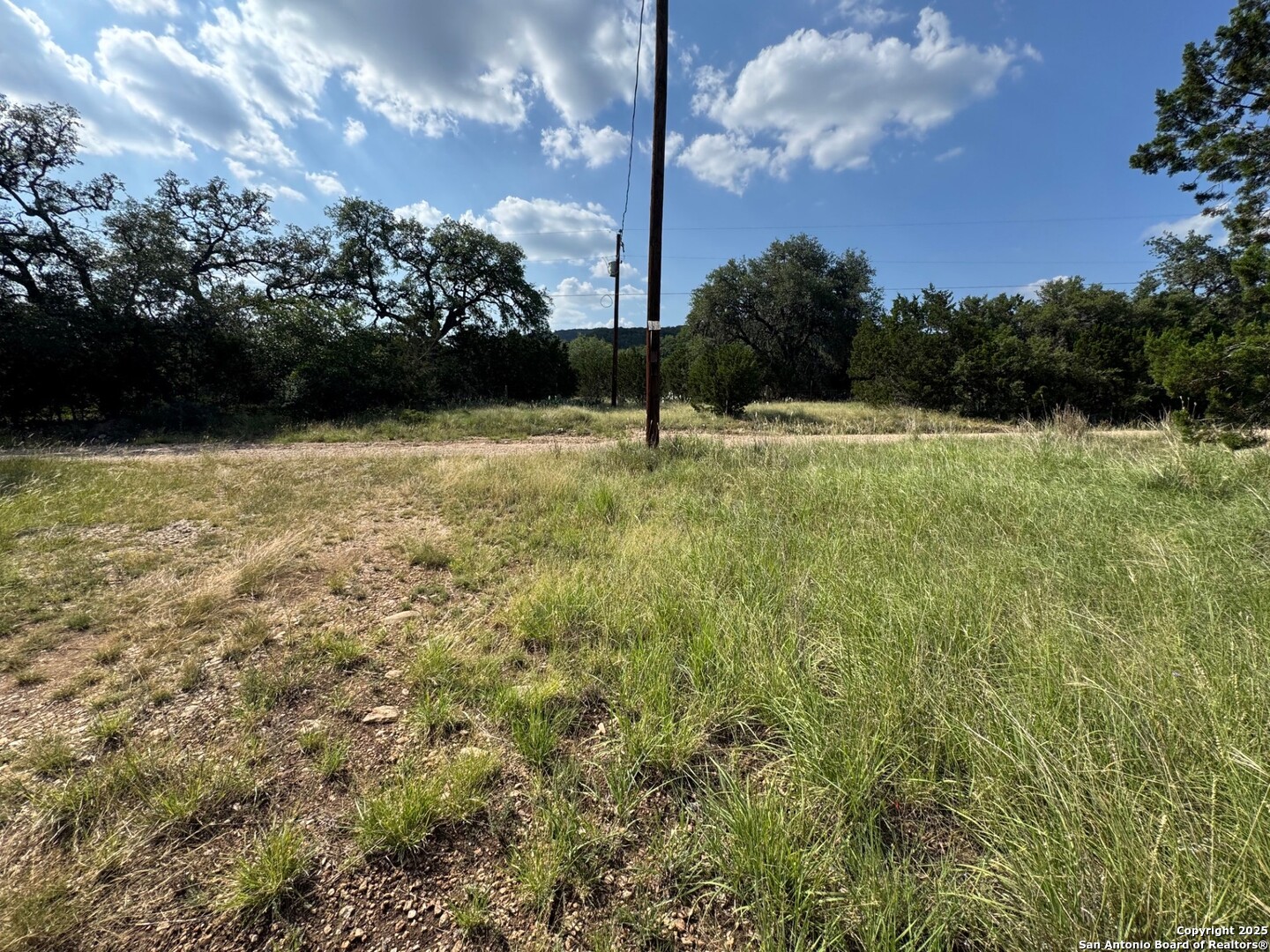 property viewer photo 2