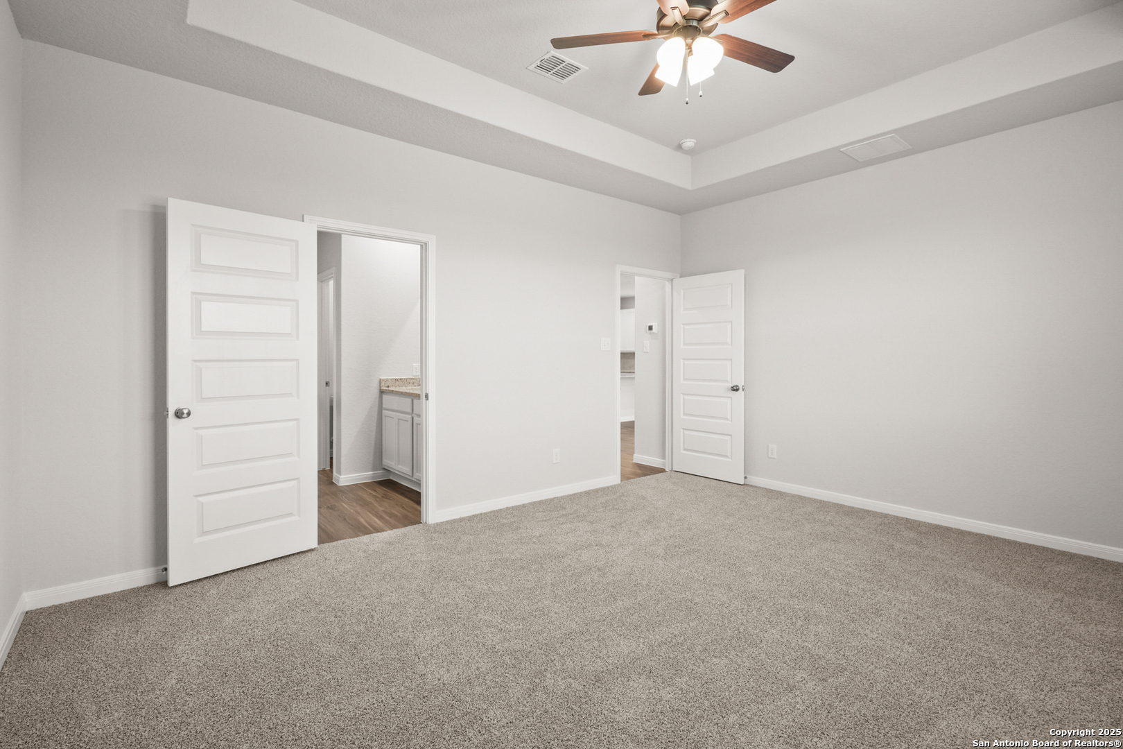 property viewer photo 13
