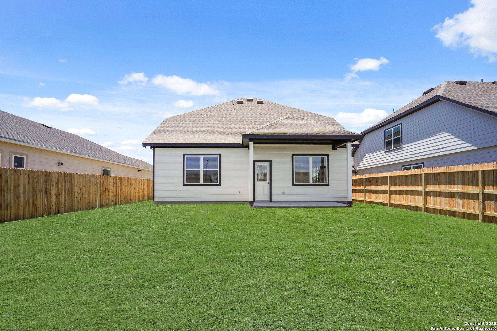 property viewer photo 26