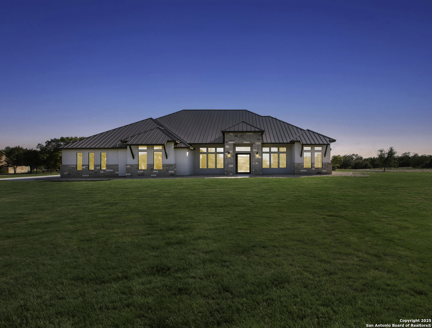 property viewer photo 1