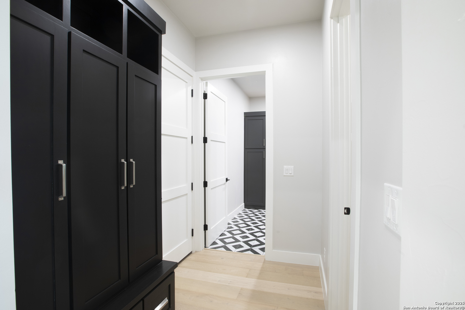 property viewer photo 27