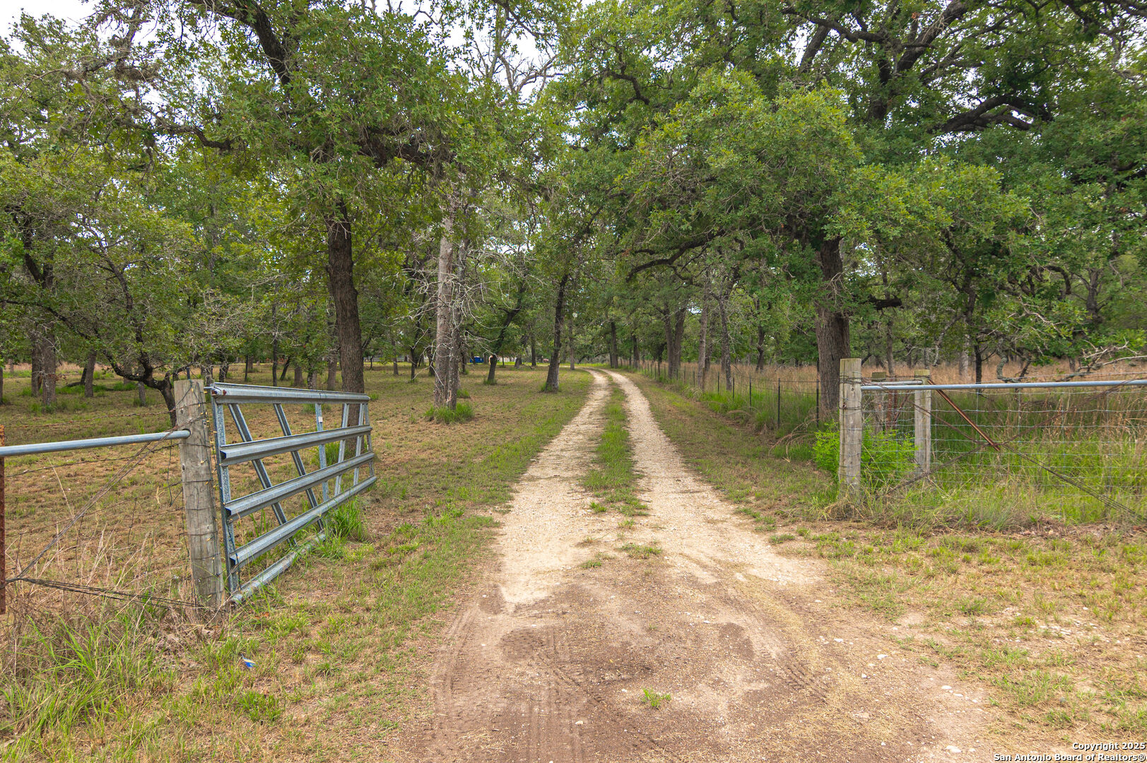 main property photo 46