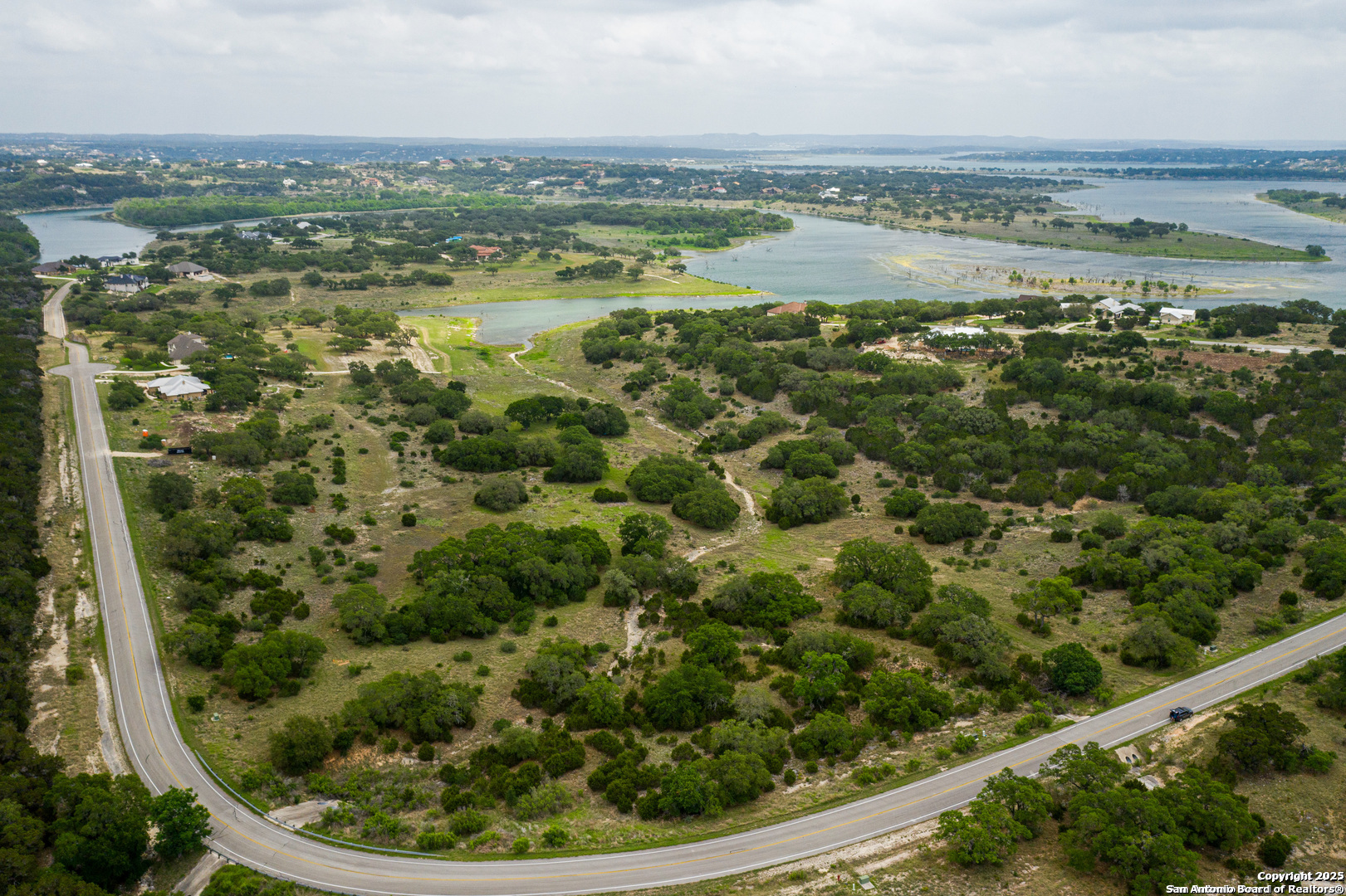 main property photo 12