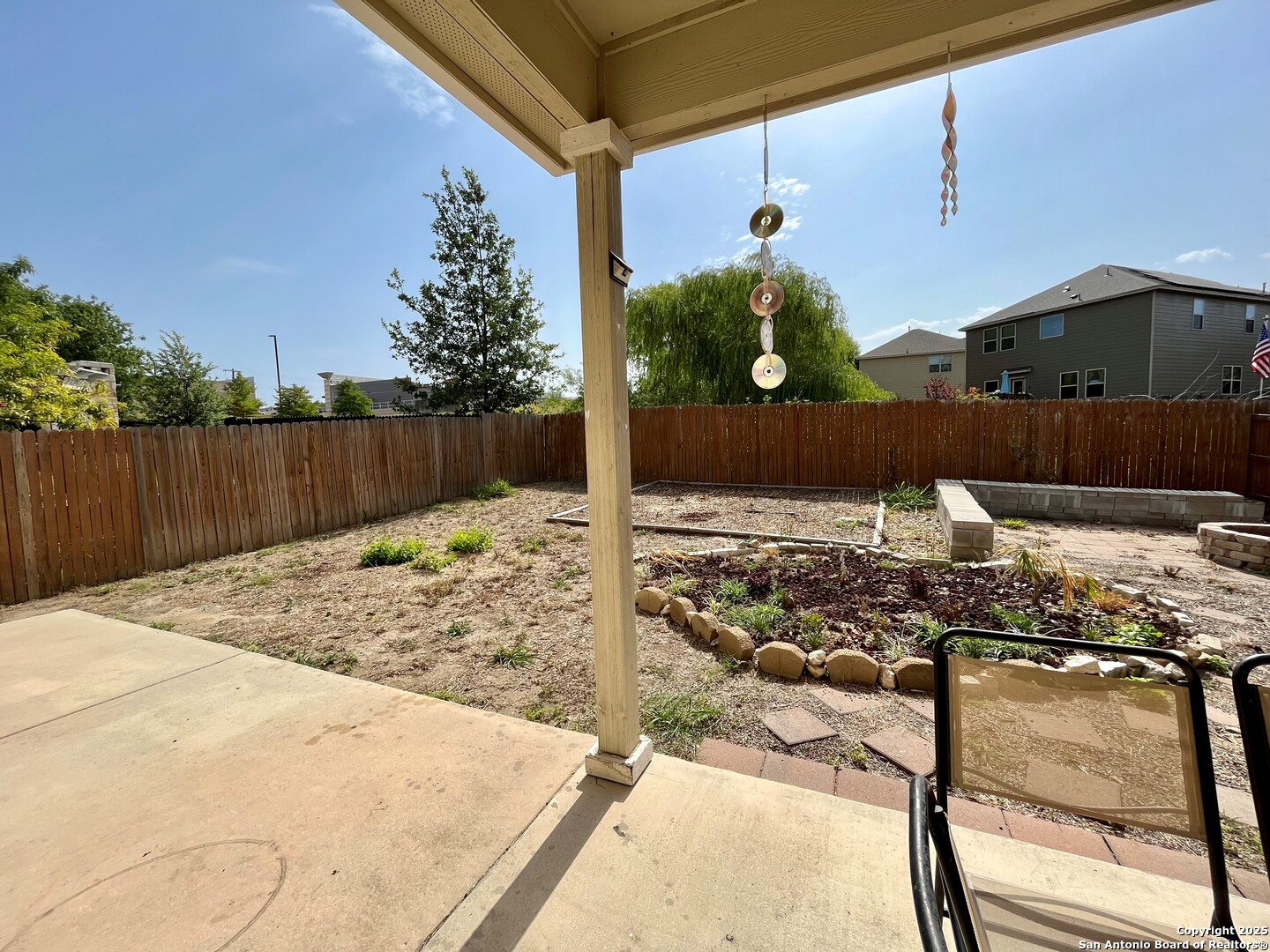 main property photo 23