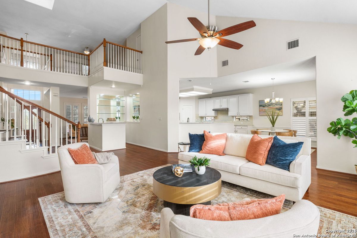 property viewer photo 13