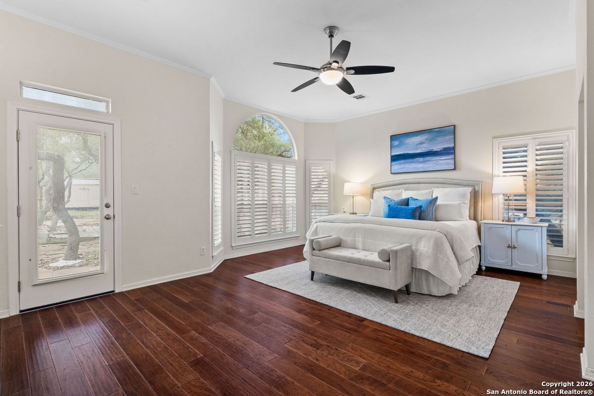 property viewer photo 16
