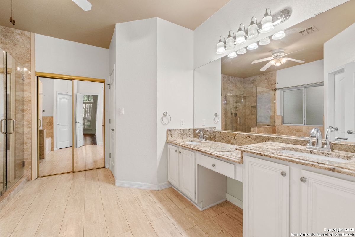 property viewer photo 20