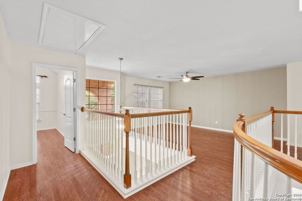 property viewer photo 23