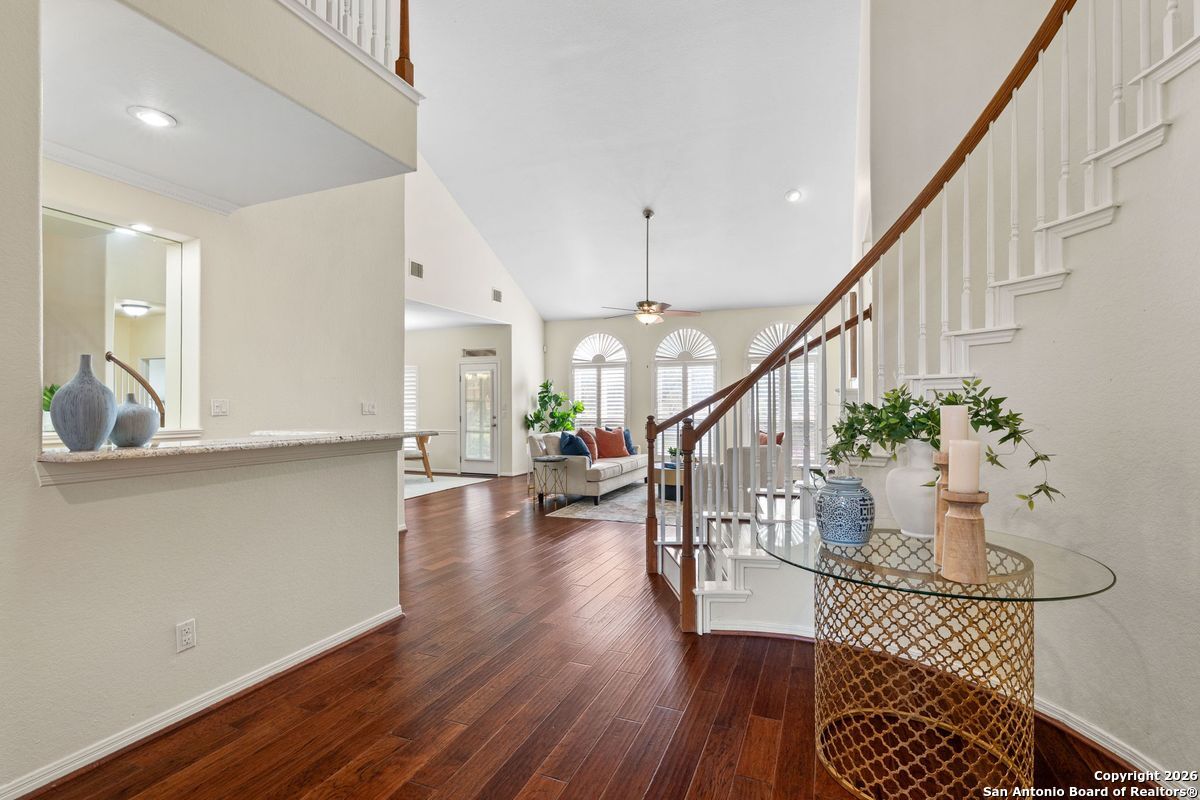 property viewer photo 7