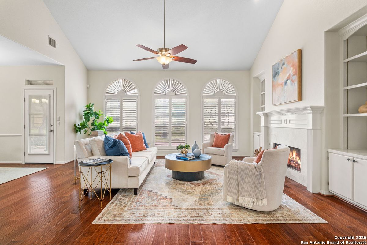 property viewer photo 8