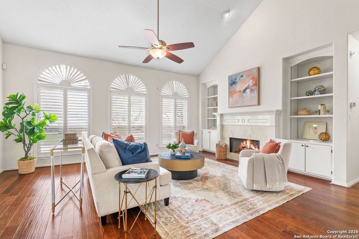 property viewer photo 9
