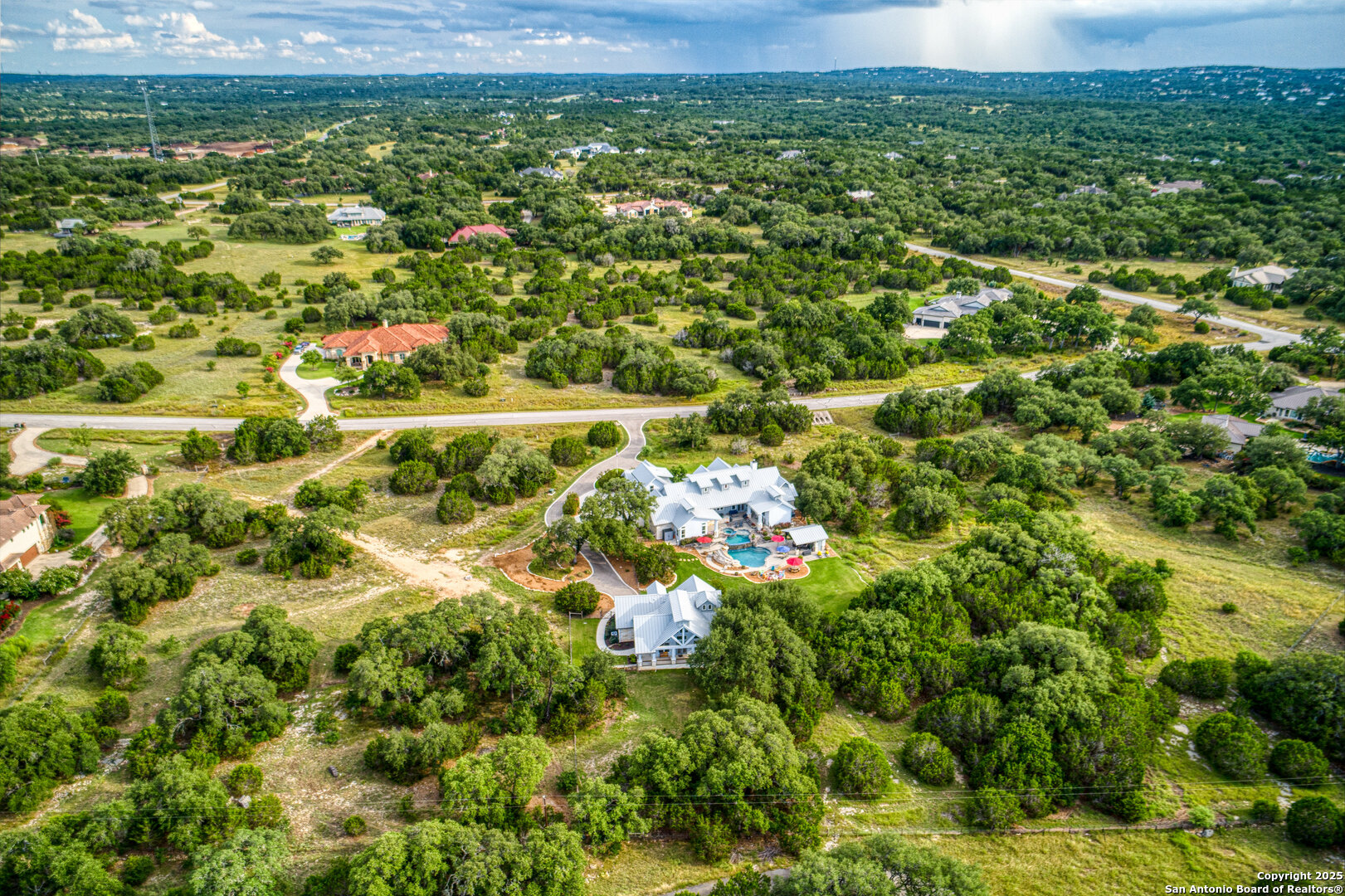 main property photo 8