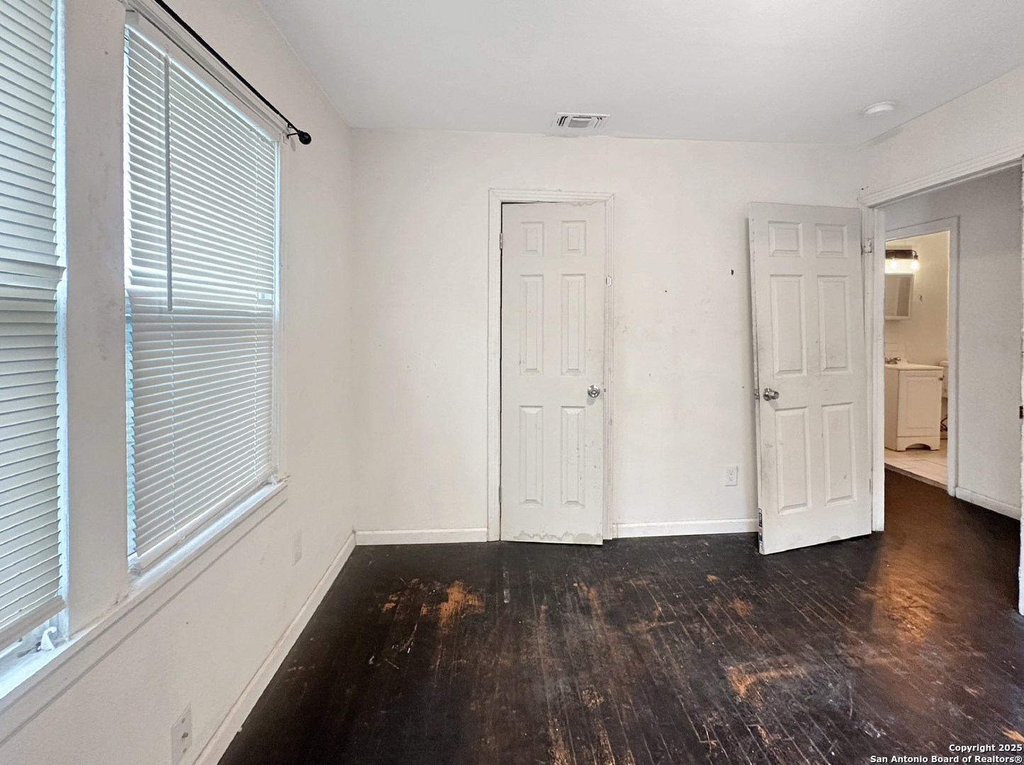 property viewer photo 21