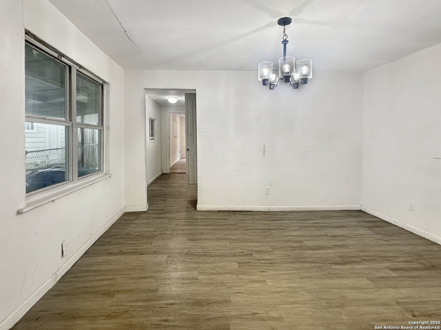 property viewer photo 7