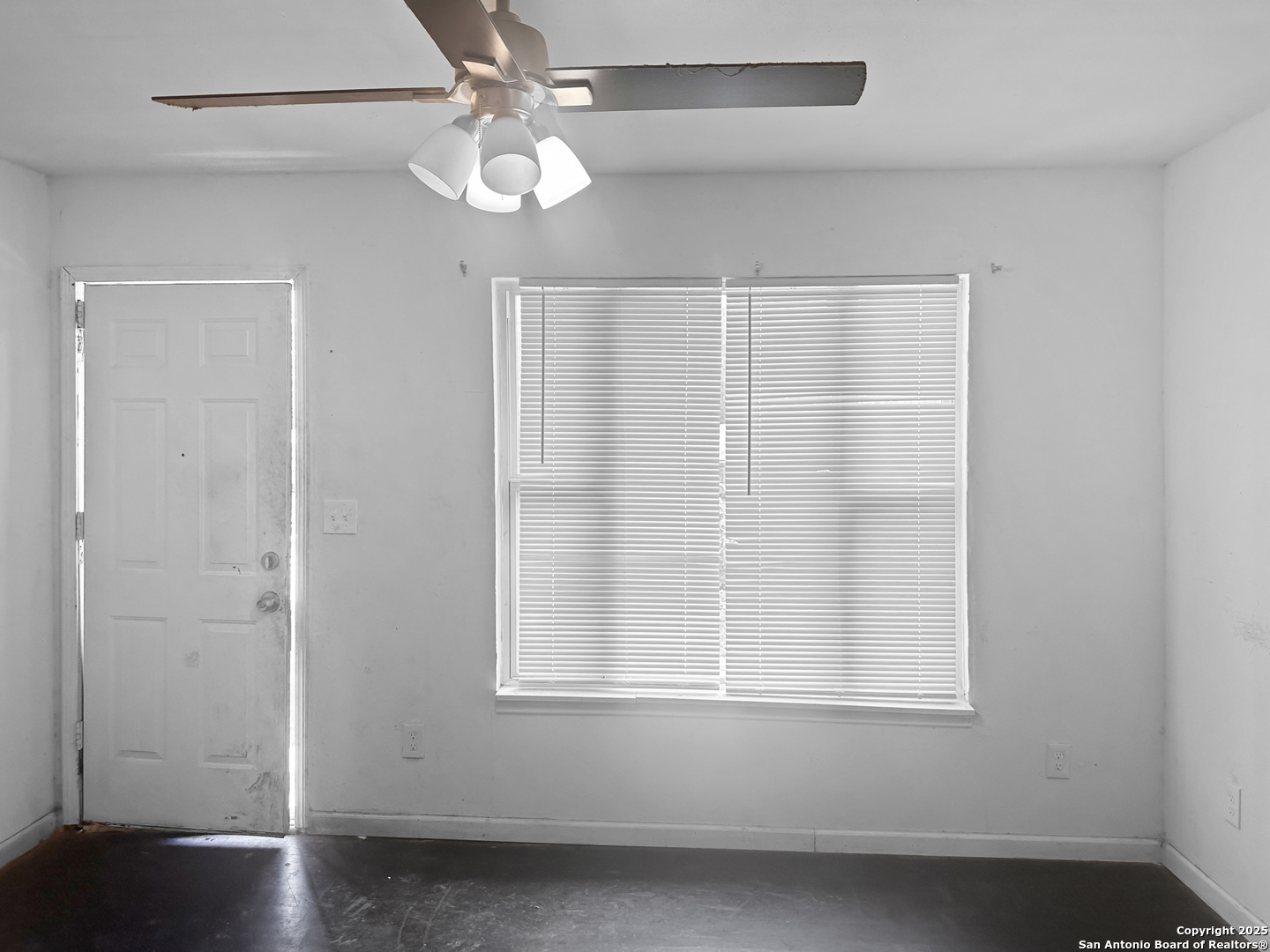 property viewer photo 8