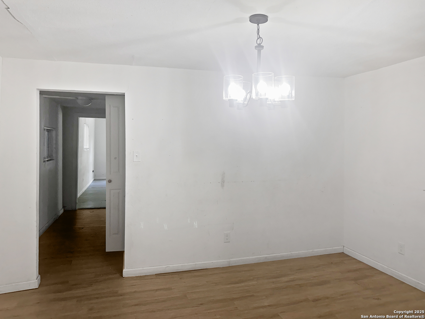 property viewer photo 9