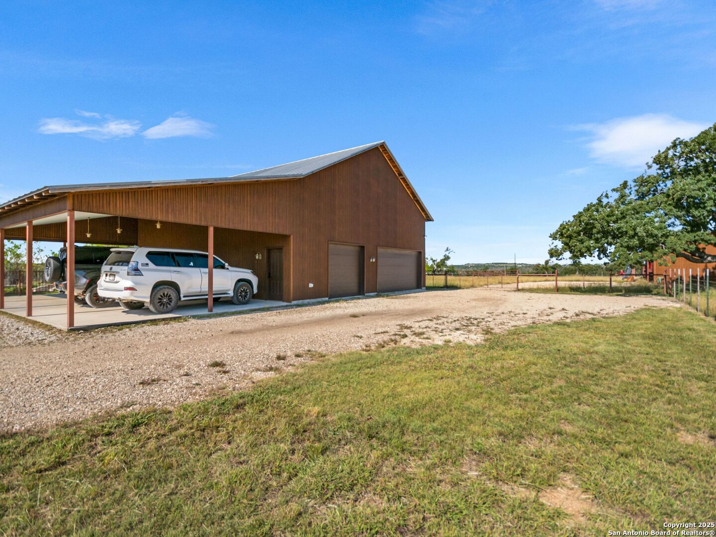 main property photo 47