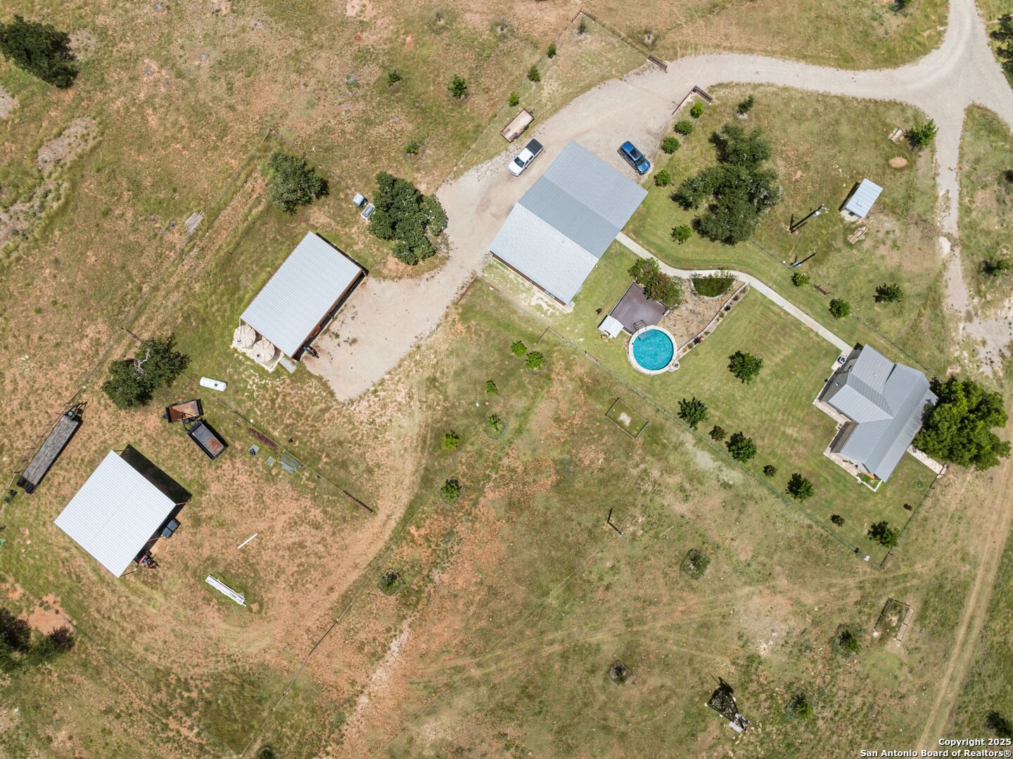 main property photo 51