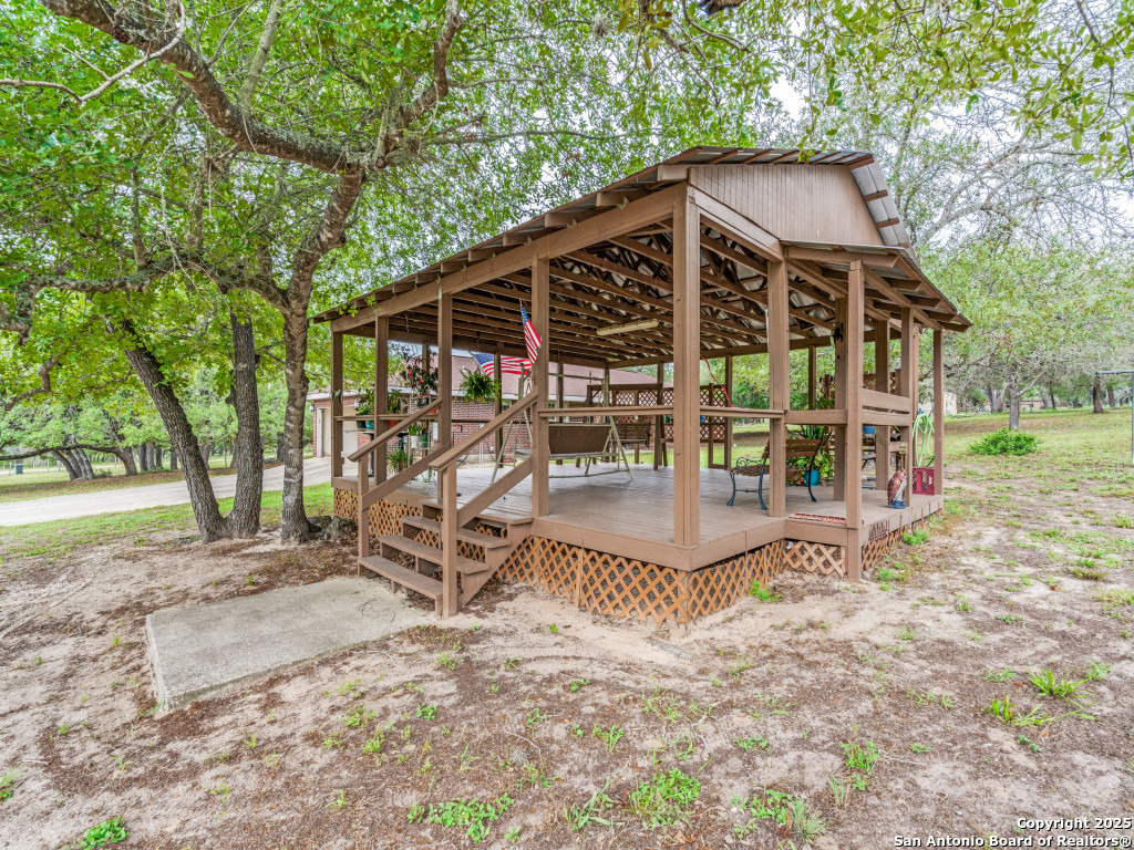 main property photo 24