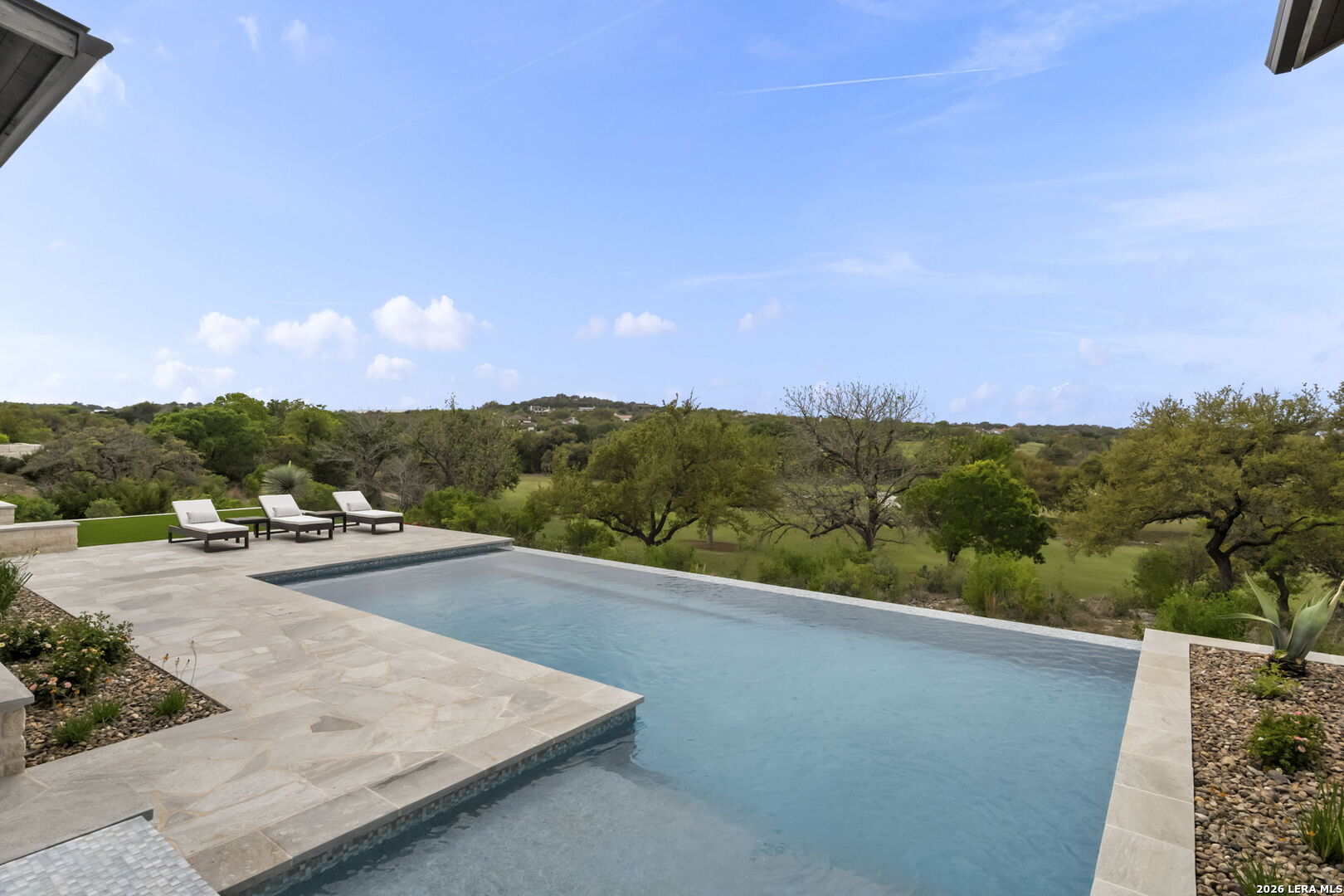 main property photo 59