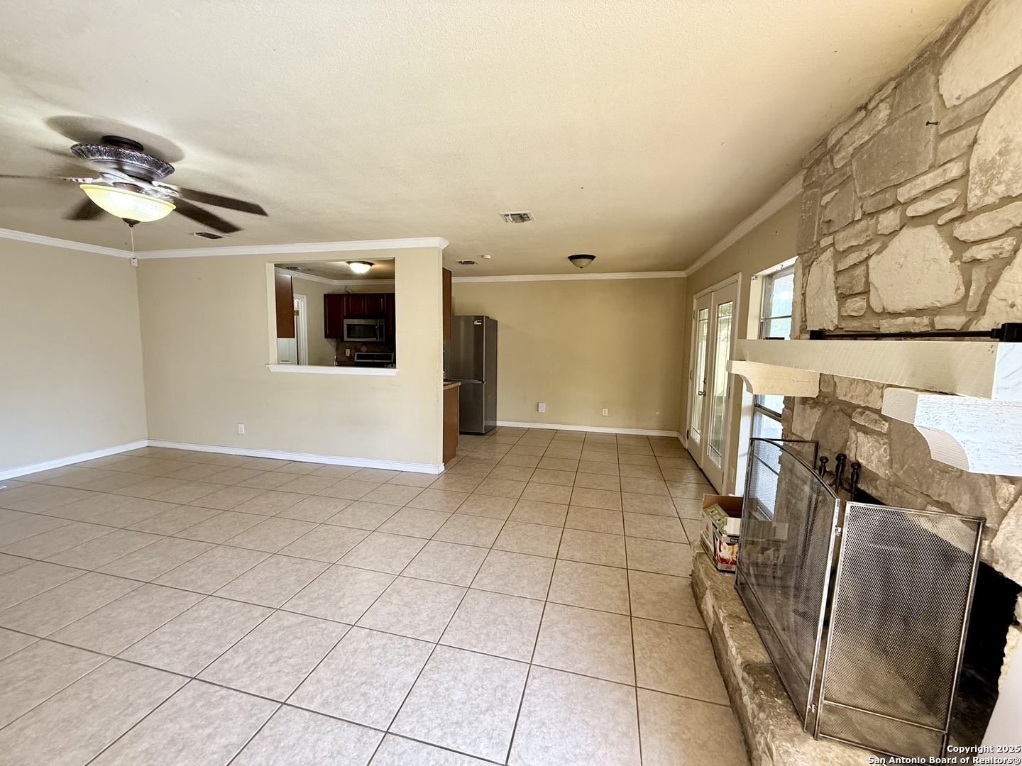 main property photo 7