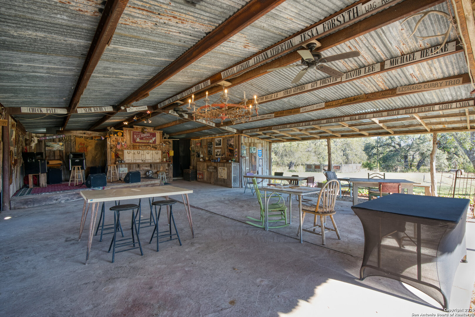 main property photo 15