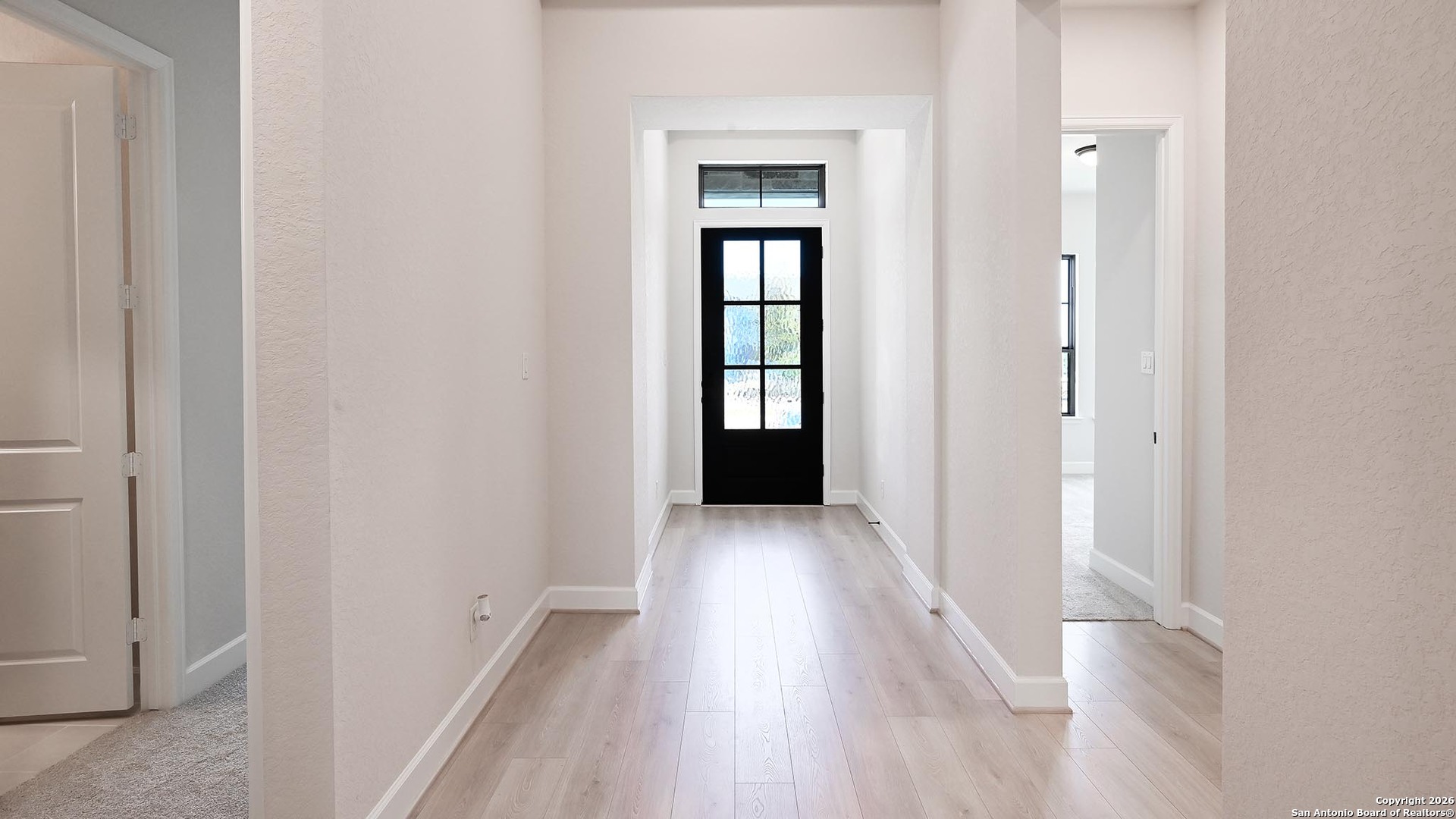 property viewer photo 10