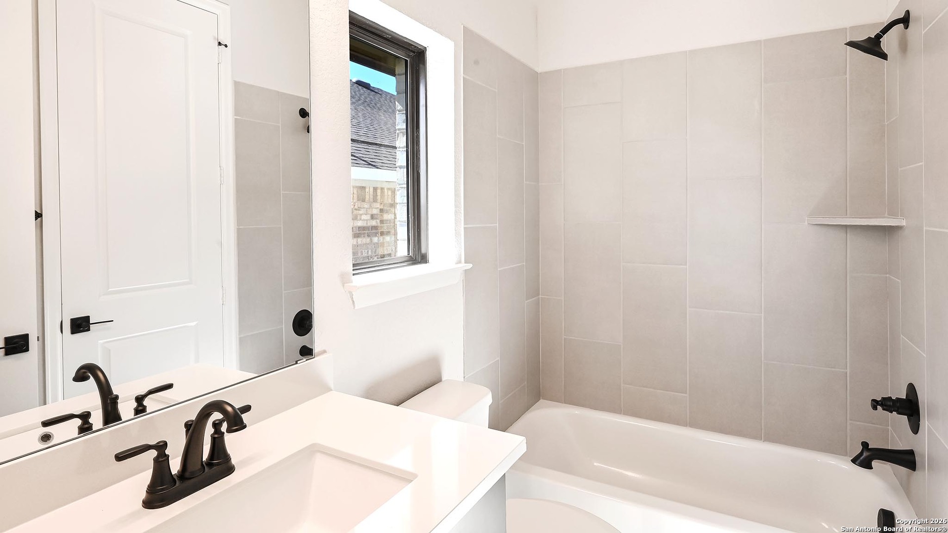 property viewer photo 17