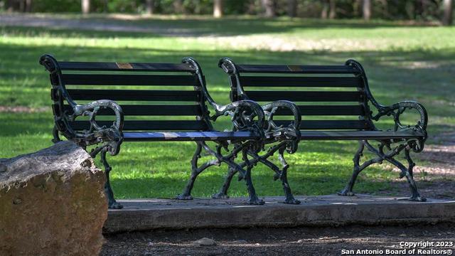 property viewer photo 36
