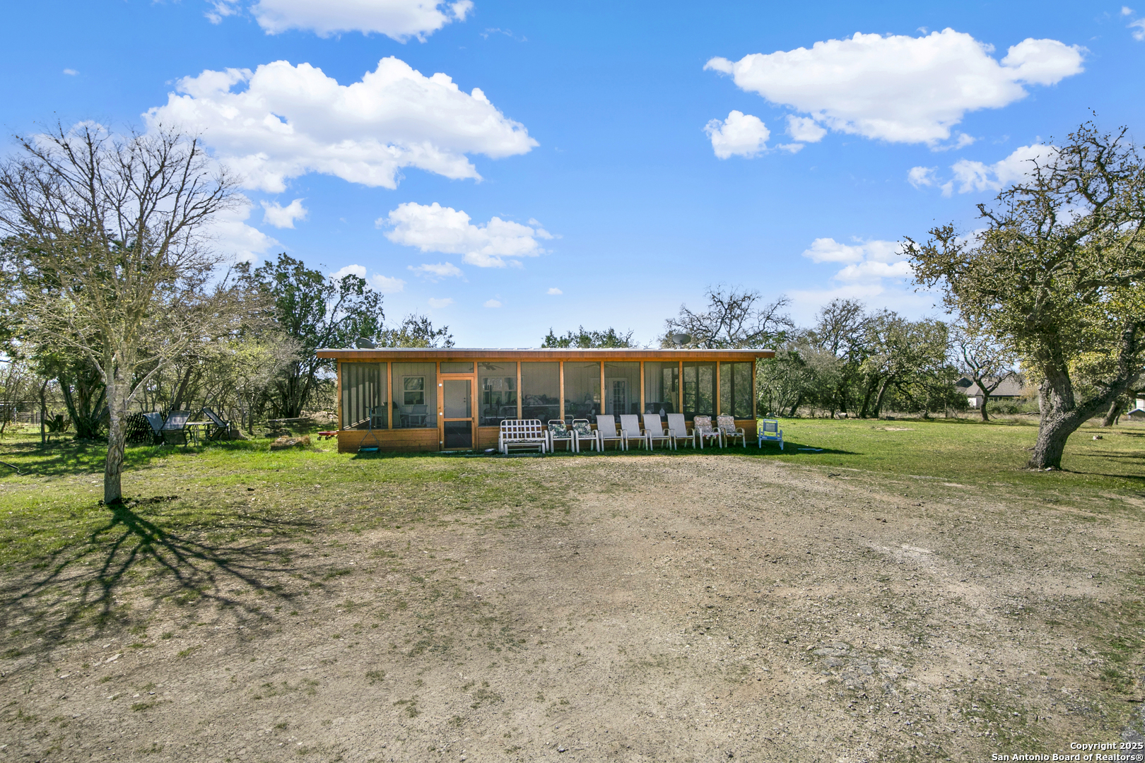 property viewer photo 33