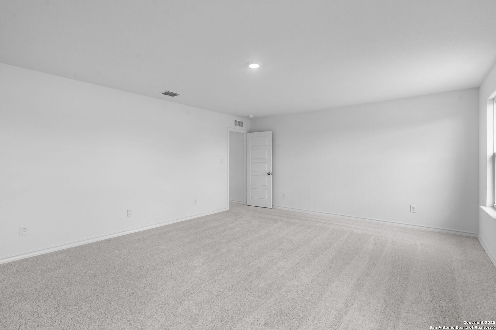 property viewer photo 16