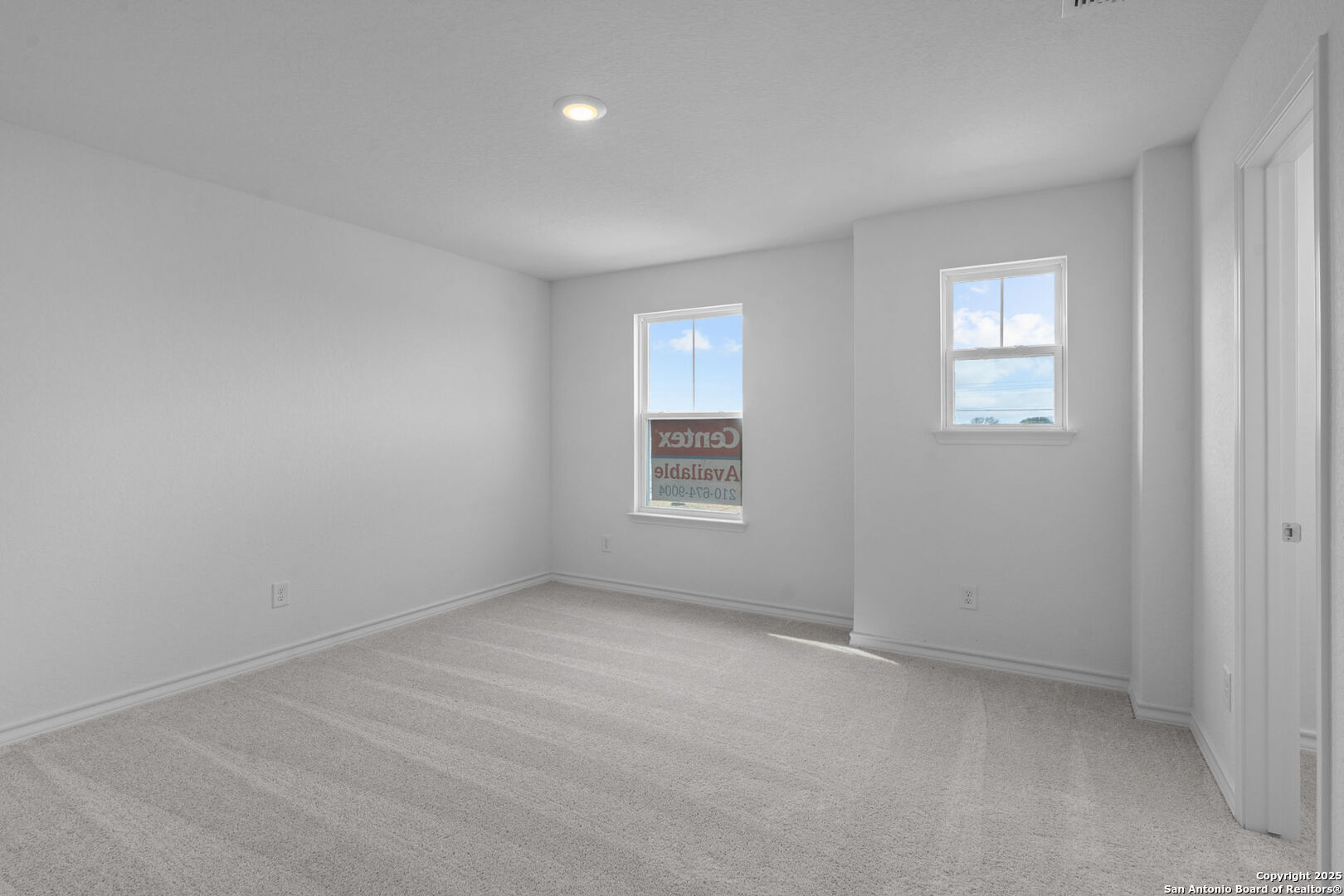 property viewer photo 20