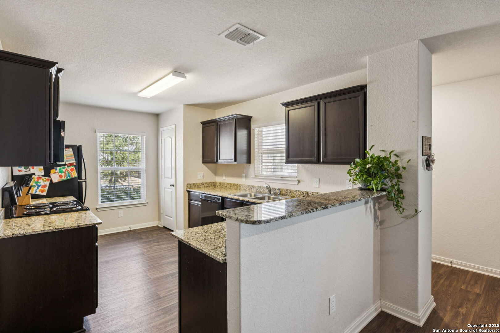 property viewer photo 11