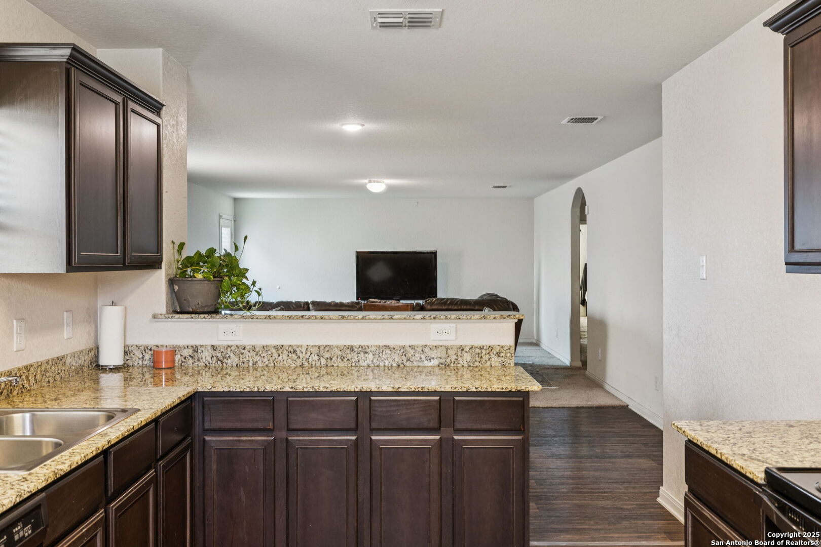 property viewer photo 14