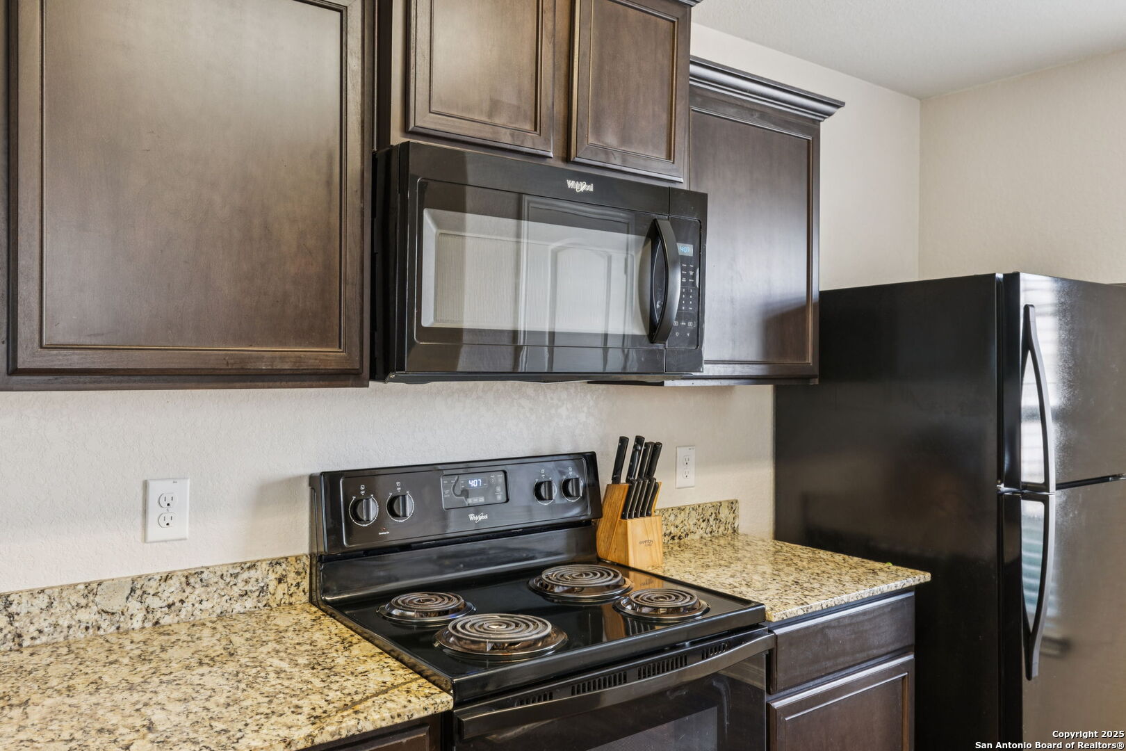 property viewer photo 16