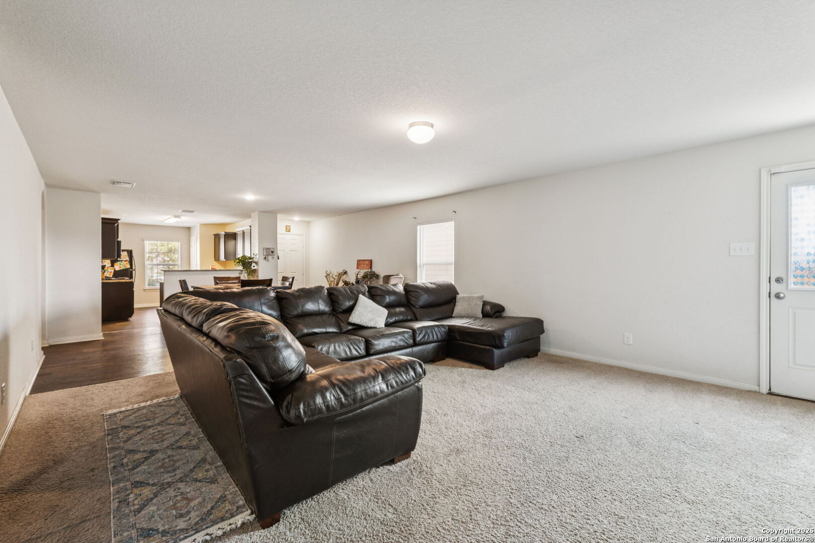 property viewer photo 6