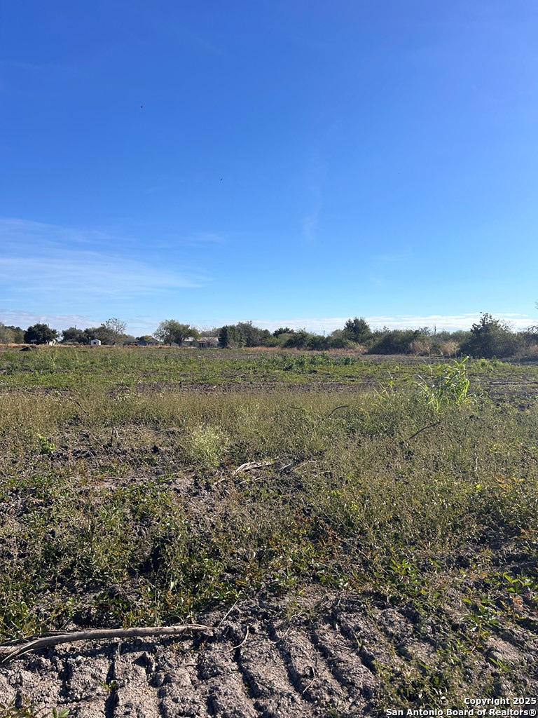 main property photo 16