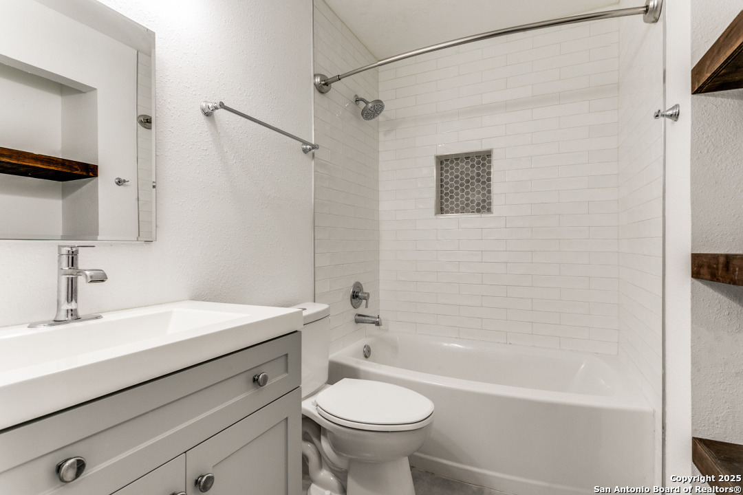 property viewer photo 14