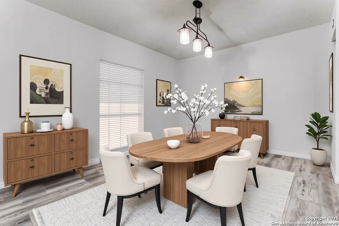 property viewer photo 5