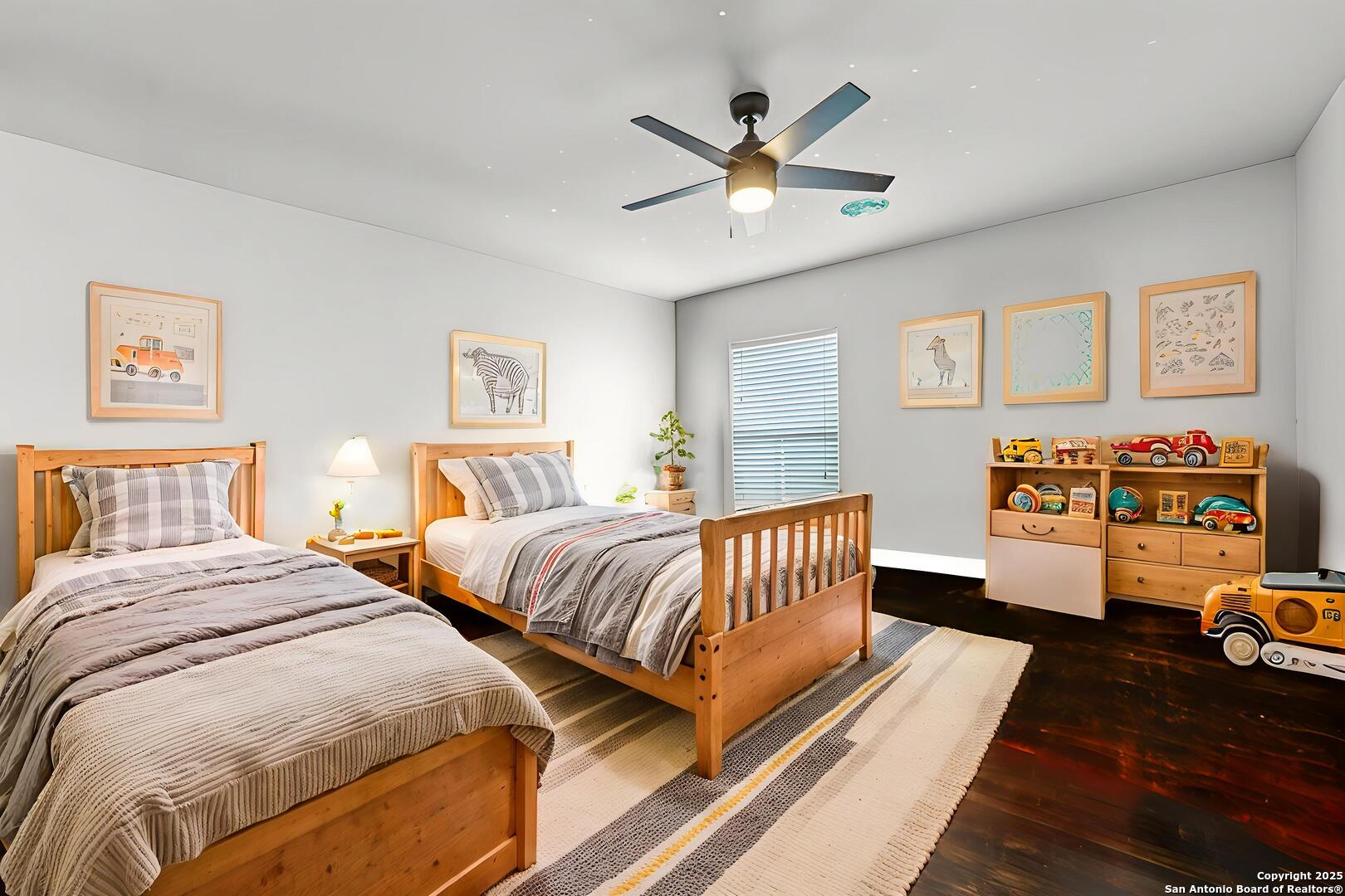 main property photo 20