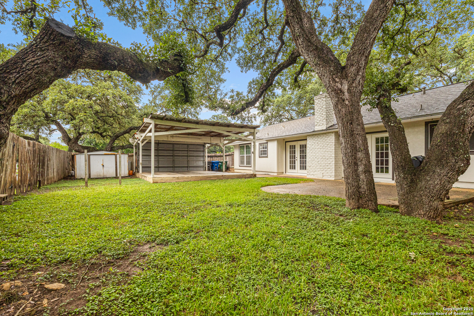 main property photo 22