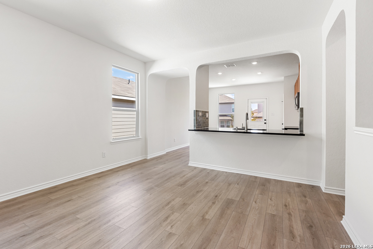 property viewer photo 12